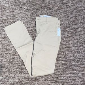NWT Old Navy Skinny Khakis Size 14